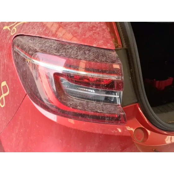 Piloto Trasero Izquierdo Exterior para Renault Clio V (B7_)