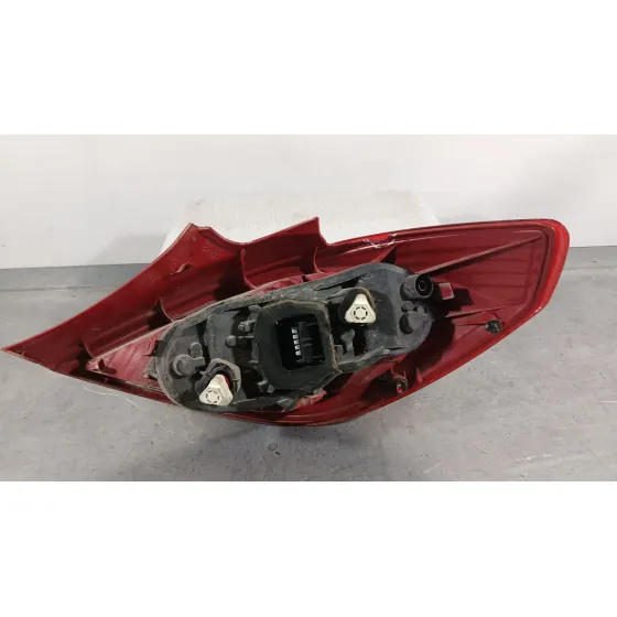 Piloto Trasero Izquierdo para Opel Corsa D (S07)