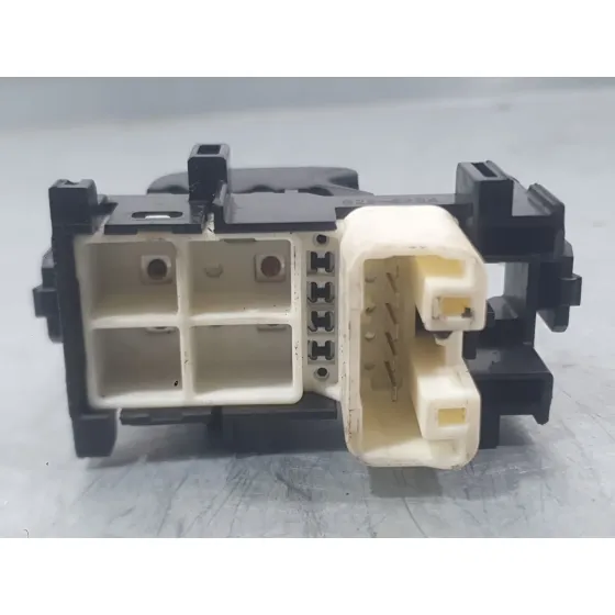 Mando Elevalunas Trasero Derecho para Toyota Auris (_E15_)