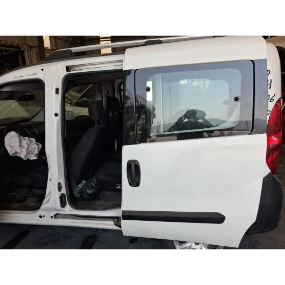 Puerta Lateral Corredera Izquierda para Opel Combo Tour (X12)