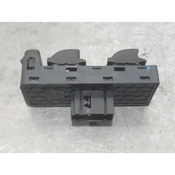 Mando Elevalunas Delantero Izquierdo para Citroën C3 Iii (Sx)