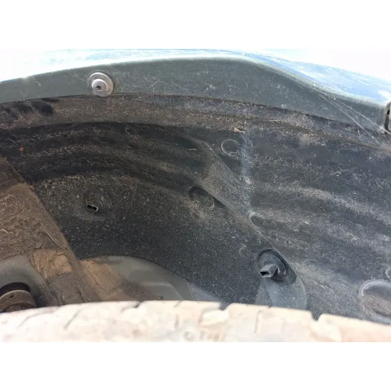 Plastico Pase Rueda Tras. Izq. para Dacia Sandero Iii