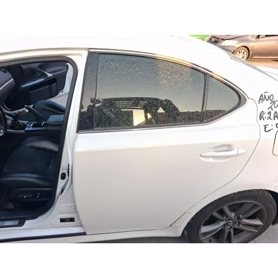 Puerta Trasera Izquierda para Lexus Is Ii (_E2_)