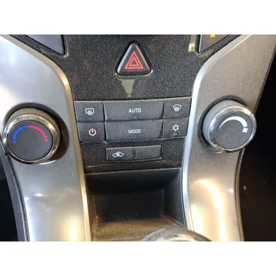 Mando Climatizador para Chevrolet Cruze (J300)