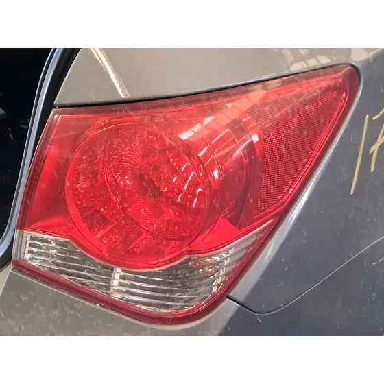 Piloto Trasero Derecho Exterior para Chevrolet Cruze (J300)
