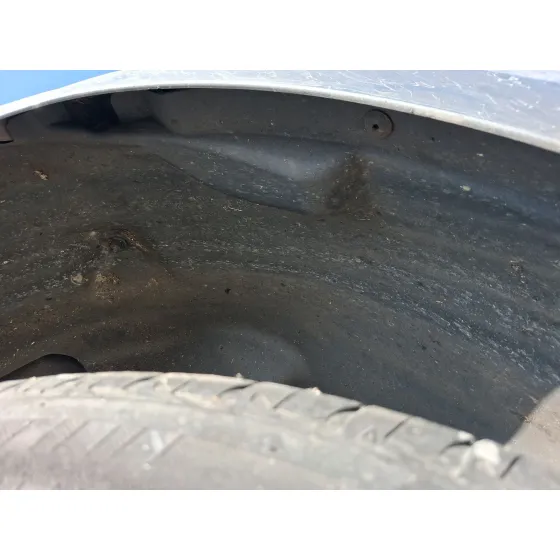 Plastico Pase Rueda Tras. Izq. para Chevrolet Cruze (J300)