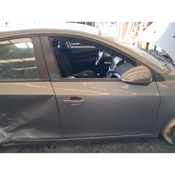 Puerta Delantera Derecha para Chevrolet Cruze (J300)