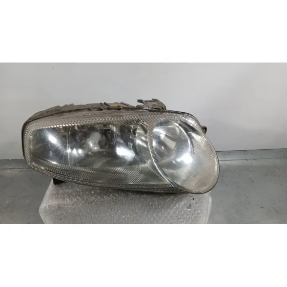 Faro Derecho para Alfa Romeo 147 (937_)
