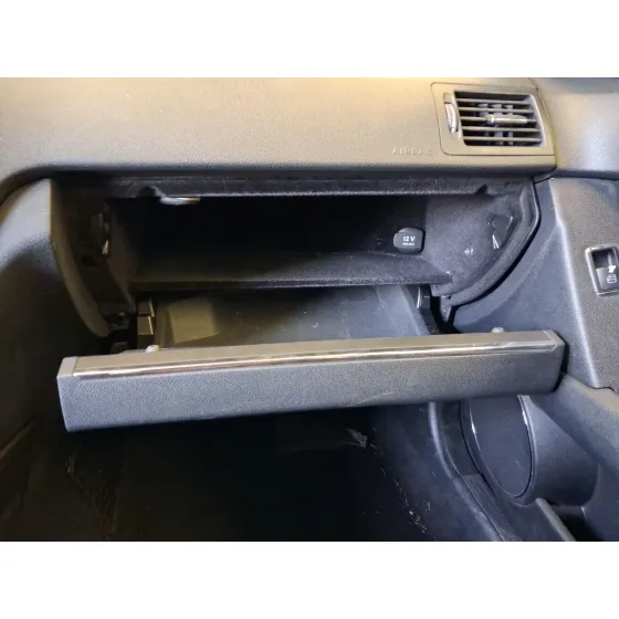 Guantera para Mercedes-Benz Clase C (W204)