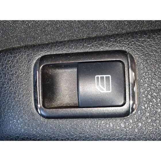 Mando Elevalunas Trasero Derecho para Mercedes-Benz Clase C (W204)