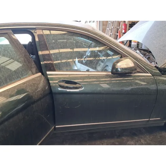 Puerta Delantera Derecha para Mercedes-Benz Clase C (W204)