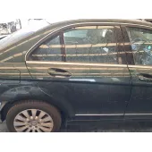 Puerta Trasera Derecha para Mercedes-Benz Clase C (W204)