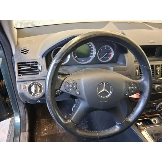 Volante para Mercedes-Benz Clase C (W204)