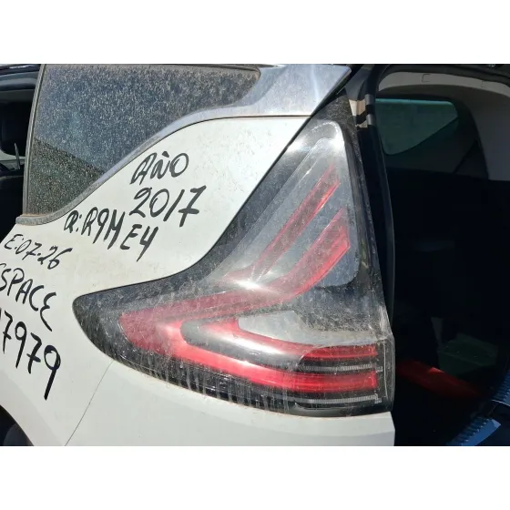 Piloto Trasero Izquierdo Exterior para Renault Espace V (Jr_)