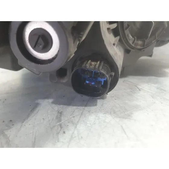 Faro Izquierdo para Hyundai Tucson (Tl, Tle)