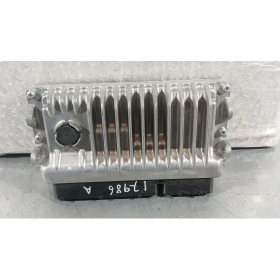 Centralita Motor Uce para Toyota Auris (_E18_)