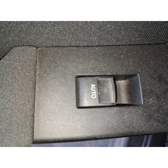 Mando Elevalunas Trasero Izquierdo para Toyota Auris (_E18_)