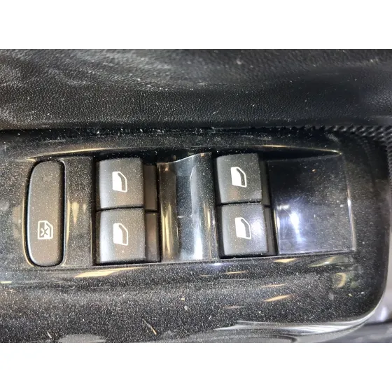 Mando Elevalunas Delantero Izquierdo para Citroën C3 Iii (Sx)
