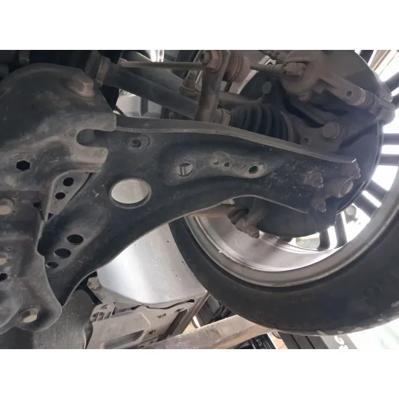 Brazo Suspension Inferior Delantero Izquierdo para Seat Leon (5F1)