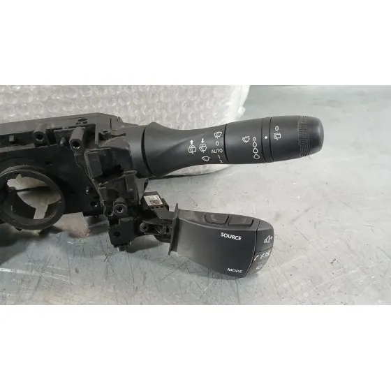 Mando Luces Y Limpia para Dacia Duster (Hm_)