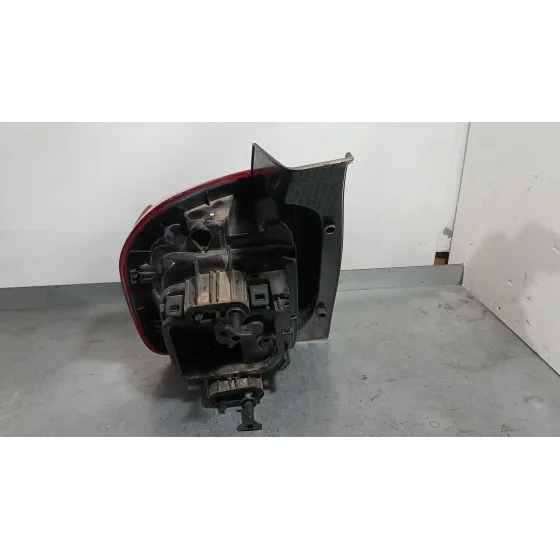 Piloto Trasero Derecho para Dacia Duster (Hm_)