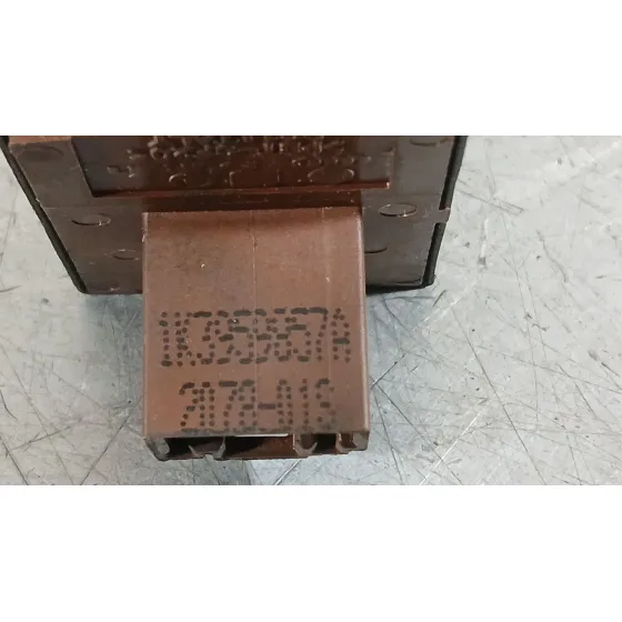 Mando Elevalunas Delantero Izquierdo para Seat Ibiza Iv Sc (6J1, 6P5)