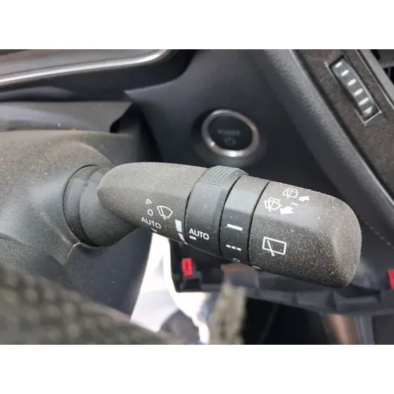 Mando Luces Y Limpia para Toyota Corolla Ranchera Familiar (_E21_)