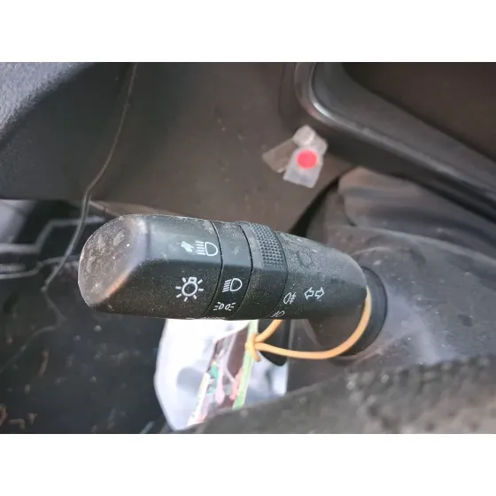 Mando Luces Y Limpia para Toyota Corolla Ranchera Familiar (_E21_)