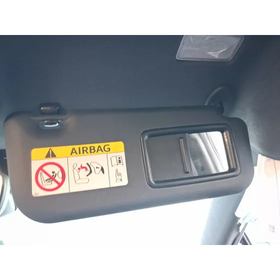 Parasol Derecho para Toyota Corolla Ranchera Familiar (_E21_)