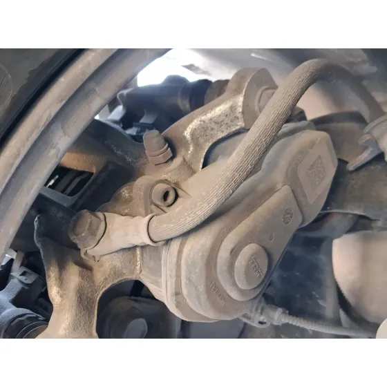 Pinza Freno Trasera Izquierda para Toyota Corolla Ranchera Familiar (_E21_)