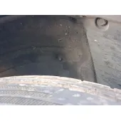 Plastico Pase Rueda Tras. Izq. para Toyota Corolla Ranchera Familiar (_E21_)