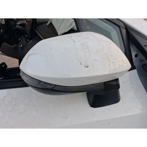 Retrovisor Derecho para Toyota Corolla Ranchera Familiar (_E21_)