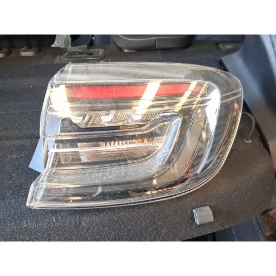 Piloto Trasero Derecho Exterior para Renault Clio V (B7_)