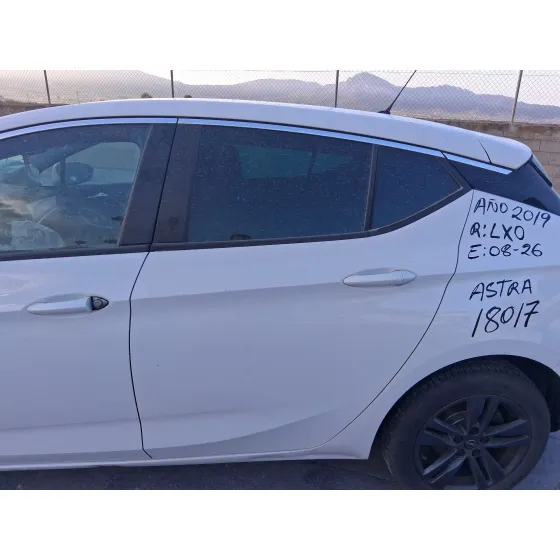 Puerta Trasera Izquierda para Opel Astra K (B16)