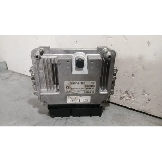 Centralita Motor Uce para Kia Carens Iv
