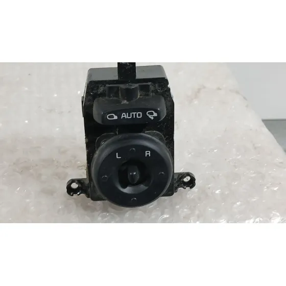 Mando Retrovisor para Kia Carens Iv