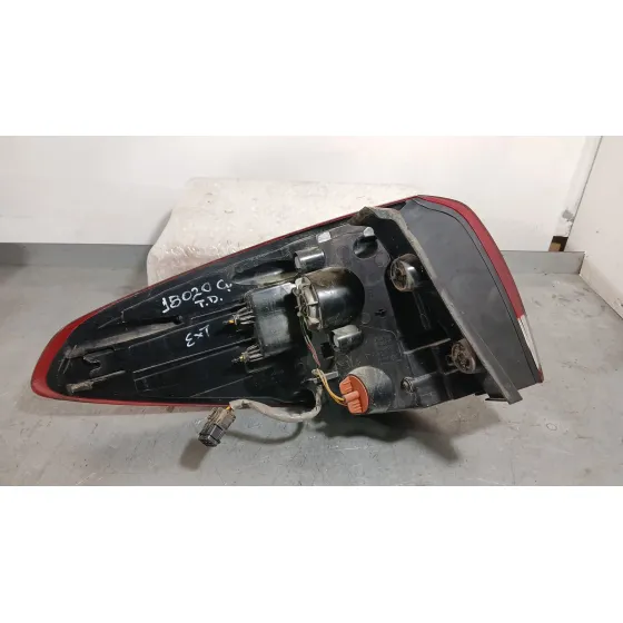 Piloto Trasero Derecho Exterior para Kia Carens Iv