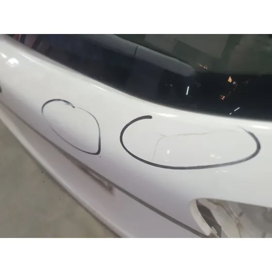 Porton Trasero para Kia Carens Iv