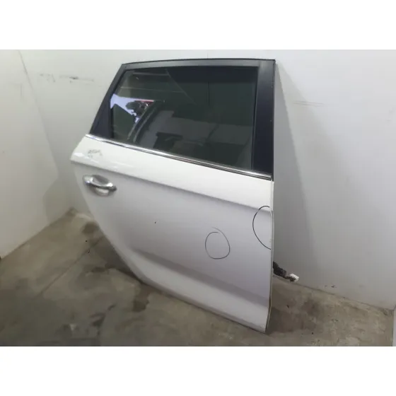 Puerta Trasera Derecha para Kia Carens Iv