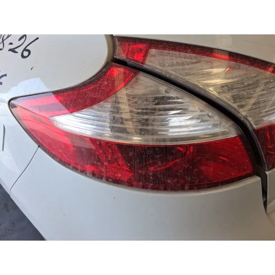 Piloto Trasero Izquierdo Exterior para Renault Megane Iii Hatchback (Bz0/1_, B3_)