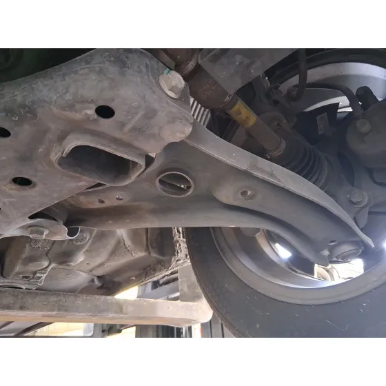 Brazo Suspension Inferior Delantero Izquierdo para Hyundai I20 Ii (Gb, Ib)