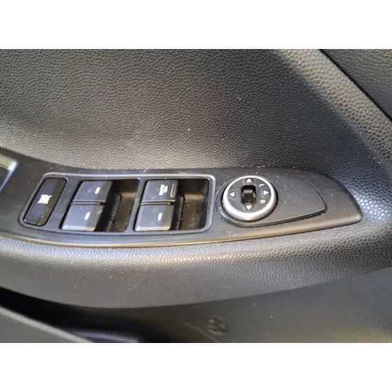 Mando Elevalunas Delantero Izquierdo para Hyundai I20 Ii (Gb, Ib)