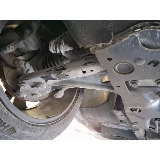 Brazo Suspension Inferior Delantero Derecho para Peugeot 308 Iii (Fb_, Fh_, Fp_, F3_, Fm_)