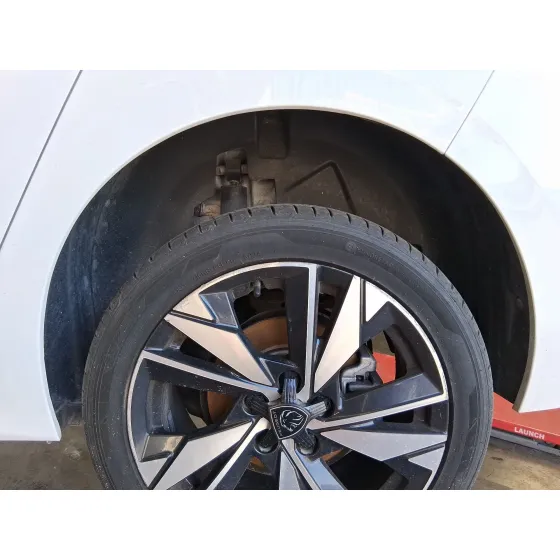 Plastico Pase Rueda Tras. Izq. para Peugeot 308 Iii (Fb_, Fh_, Fp_, F3_, Fm_)