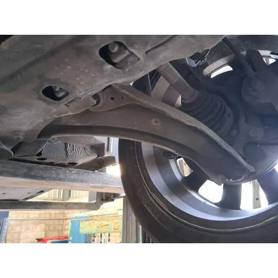 Brazo Suspension Inferior Delantero Izquierdo para Nissan Qashqai I (J10, Nj10)