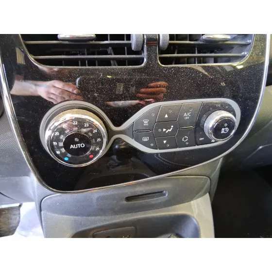 Mando Climatizador para Renault Zoe (Bfm_)