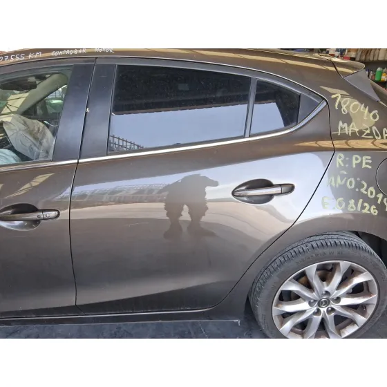 Puerta Trasera Izquierda para Mazda 3 (Bm, Bn)