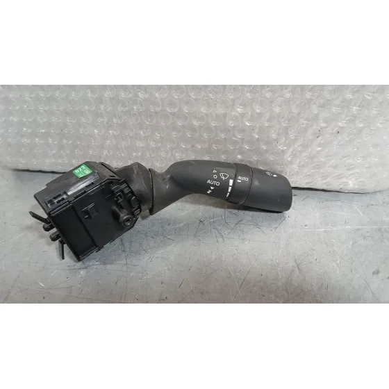Mando Limpia para Toyota Corolla (E21)