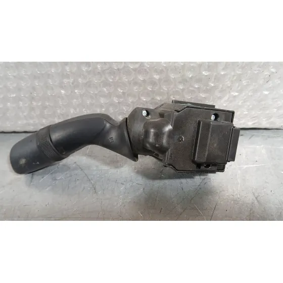 Mando Limpia para Toyota Corolla (E21)