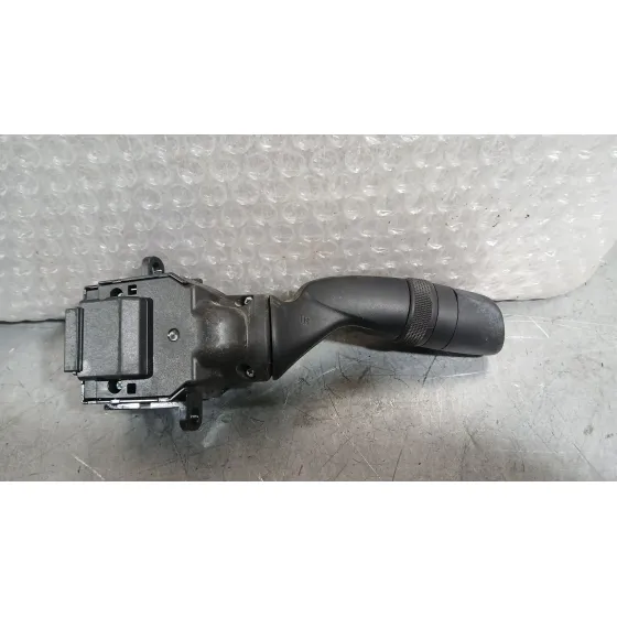 Mando Luces para Toyota Corolla (E21)